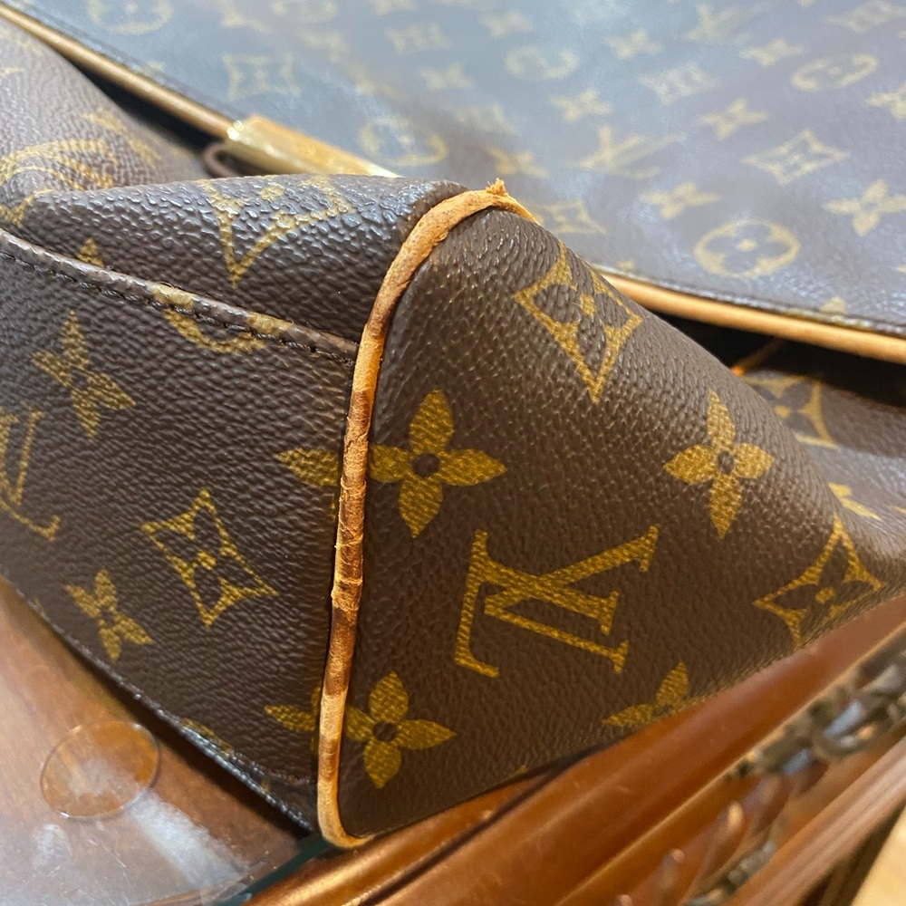 Louis Vuitton Bastille Messenger bag - Picture 14 of 14